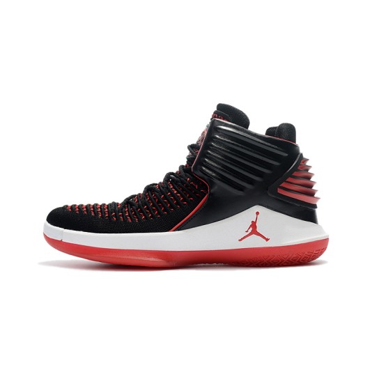 Air Jordan 32 XXXII Black/White/Red