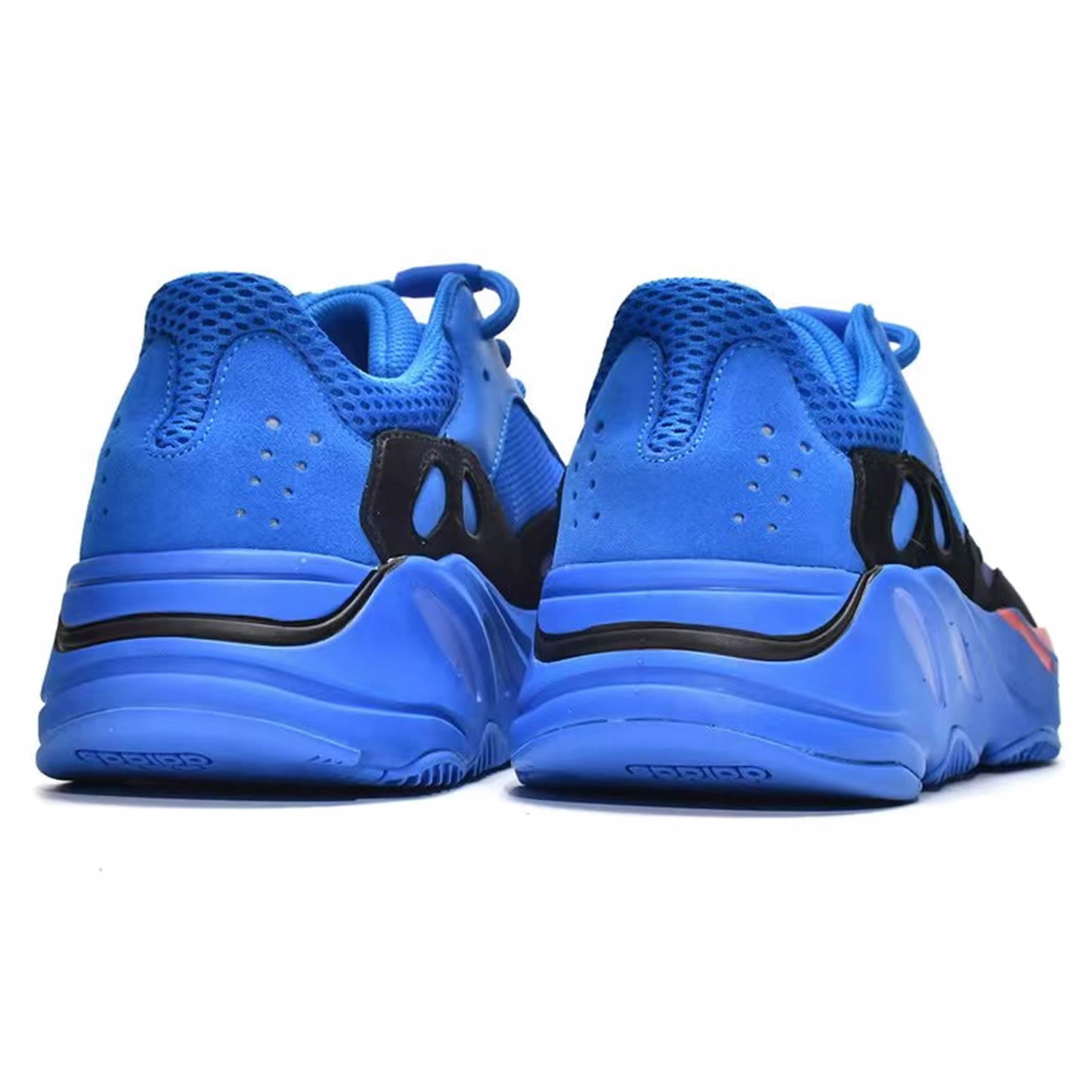 yeezy 700 boost blue