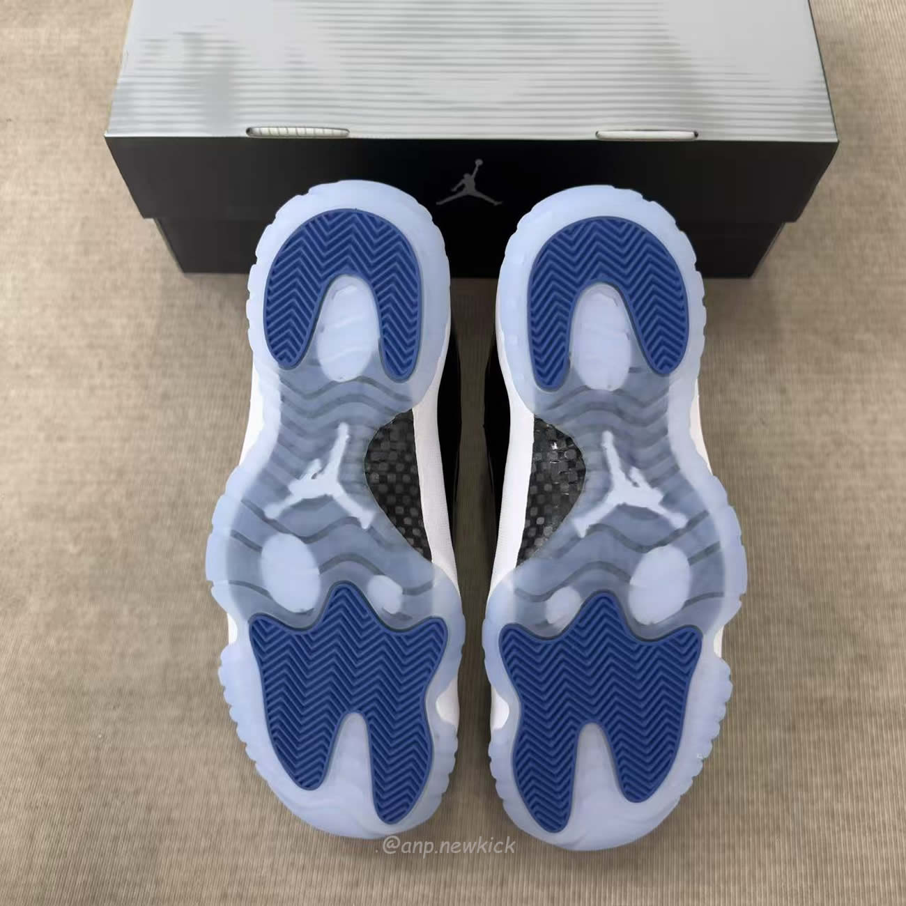 Air Jordan 11 Retro Space Jam (2026) CT8012-900