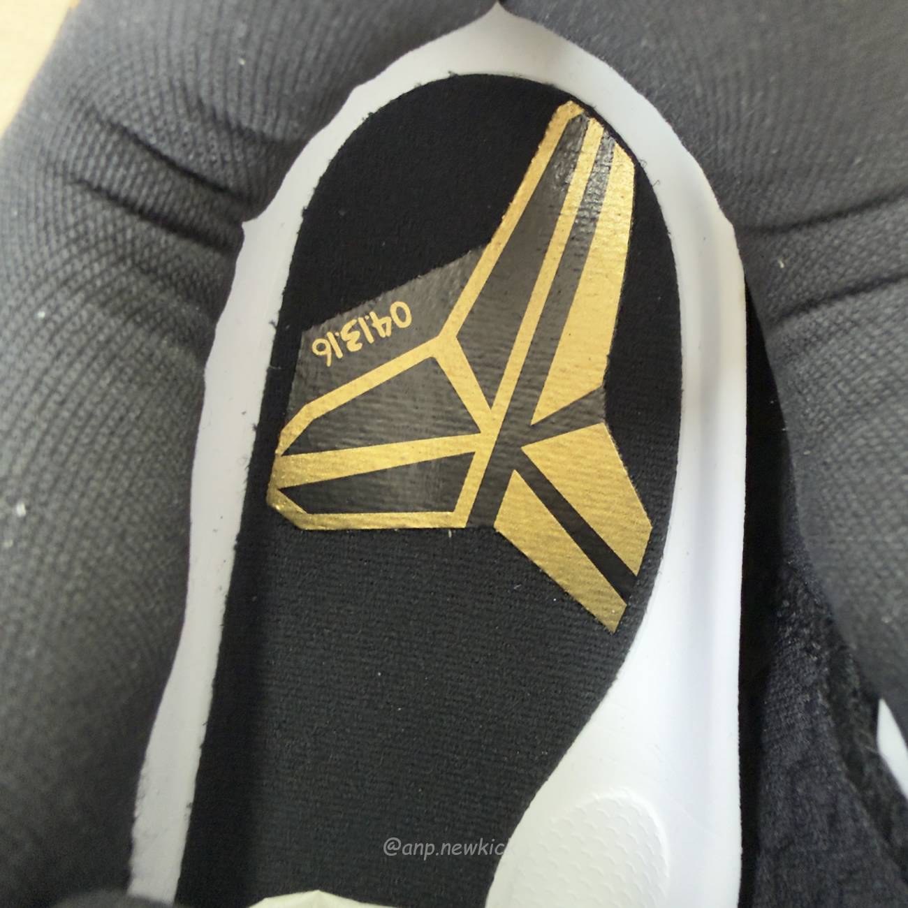 Nike Kobe 11 Protro Mamba Day IU4902-900