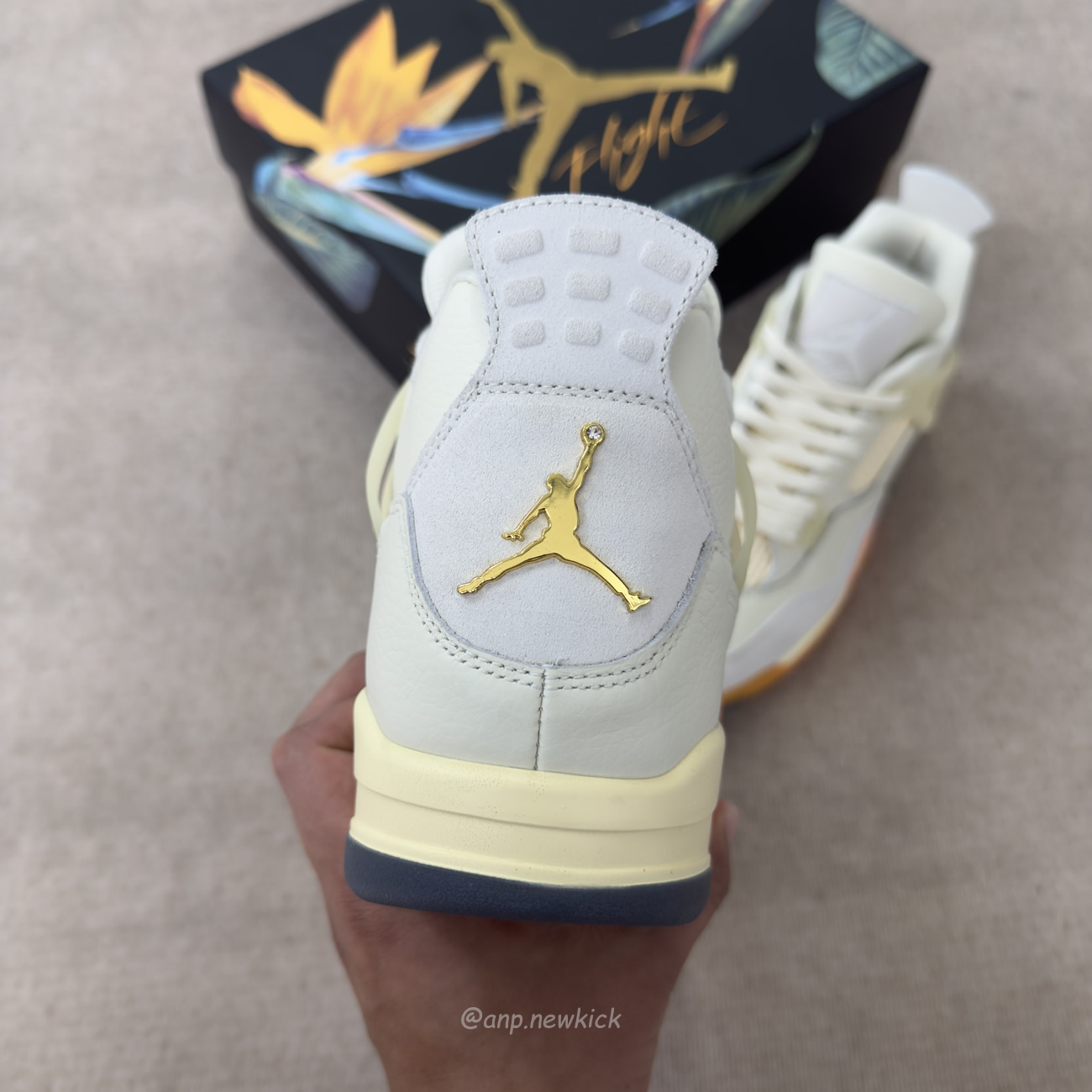 Air Jordan 4 Retro Birds of Paradise (Women's) HV0823-101