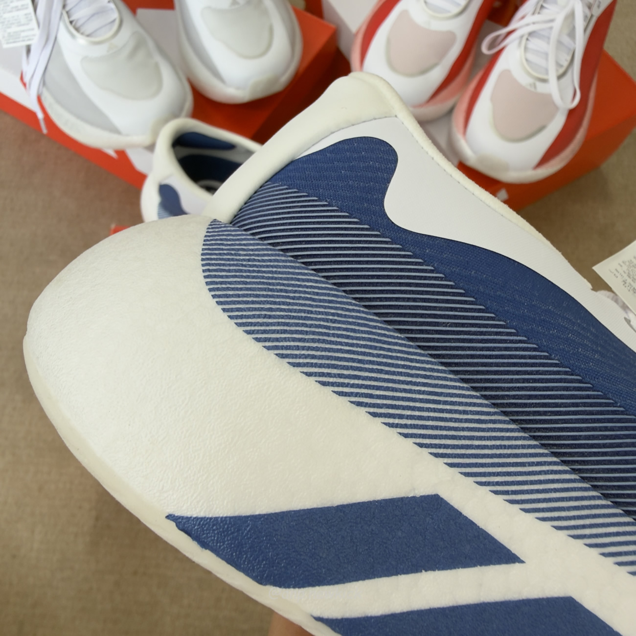 Adidas Hyper Boost Edge White Eqt Blue Aurora Onix Pure Ruby Ki1911 (13) - www.newkick.org