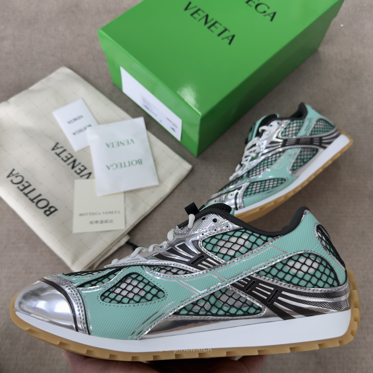 Bottega Veneta Orbit Green Oasis Espresso 741357 V2x40 3925 (3) - www.newkick.org Bottega Veneta Orbit Green Oasis Espresso 741357 V2x40 3925 (3) - www.newkick.org
