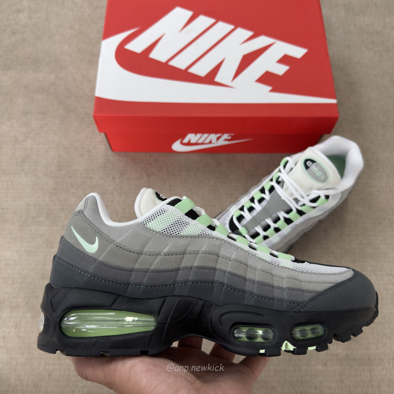 Nike Air Max 95 Og Big Bubble Fresh Mint Womens Hj5996 005 (6) - www.newkick.org Nike Air Max 95 Og Big Bubble Fresh Mint Womens Hj5996 005 (6) - www.newkick.org