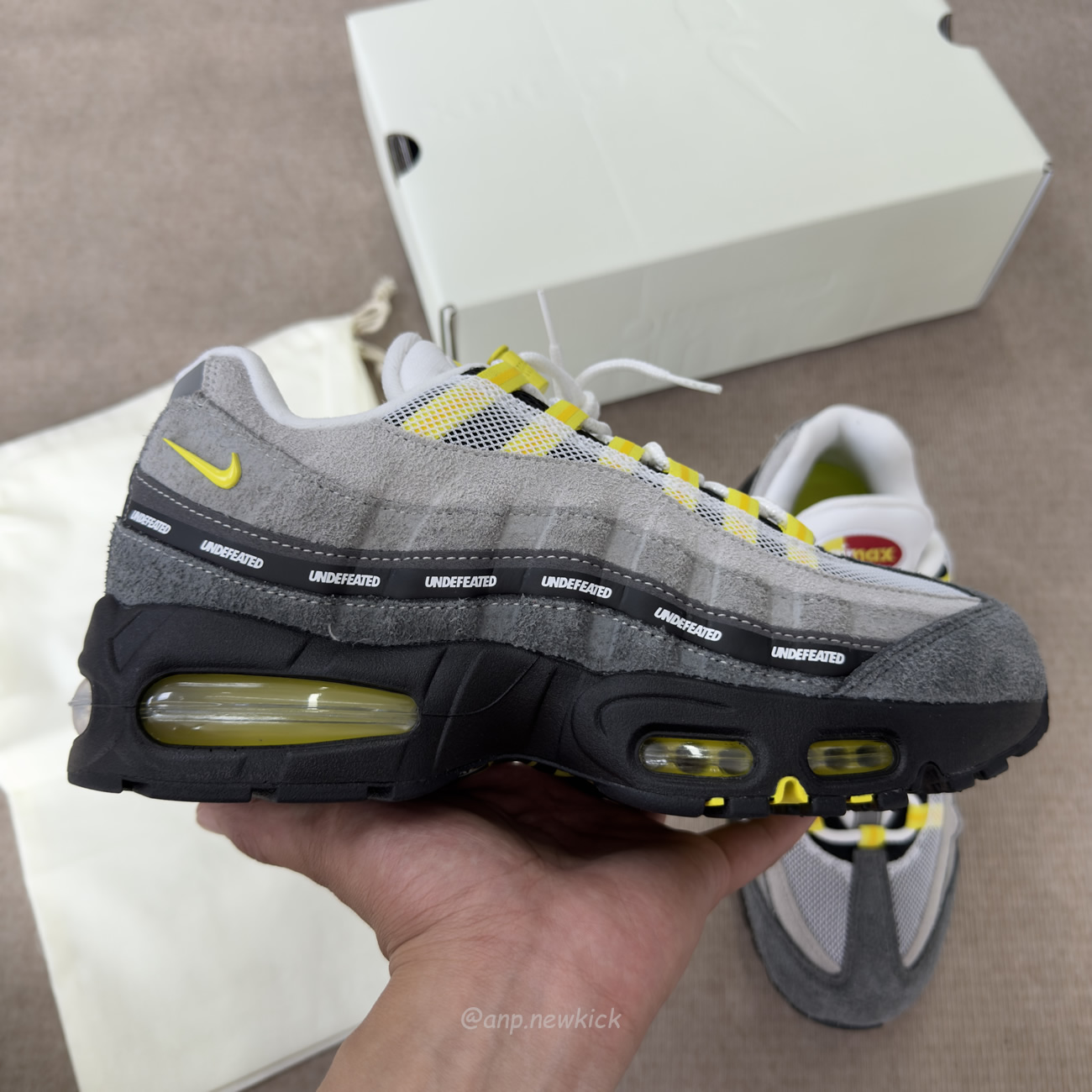 Nike Air Max 95 Sp Undefeated Geo Shanghai Opti Yellow Ib4523 002 (10) - www.newkick.org Nike Air Max 95 Sp Undefeated Geo Shanghai Opti Yellow Ib4523 002 (10) - www.newkick.org