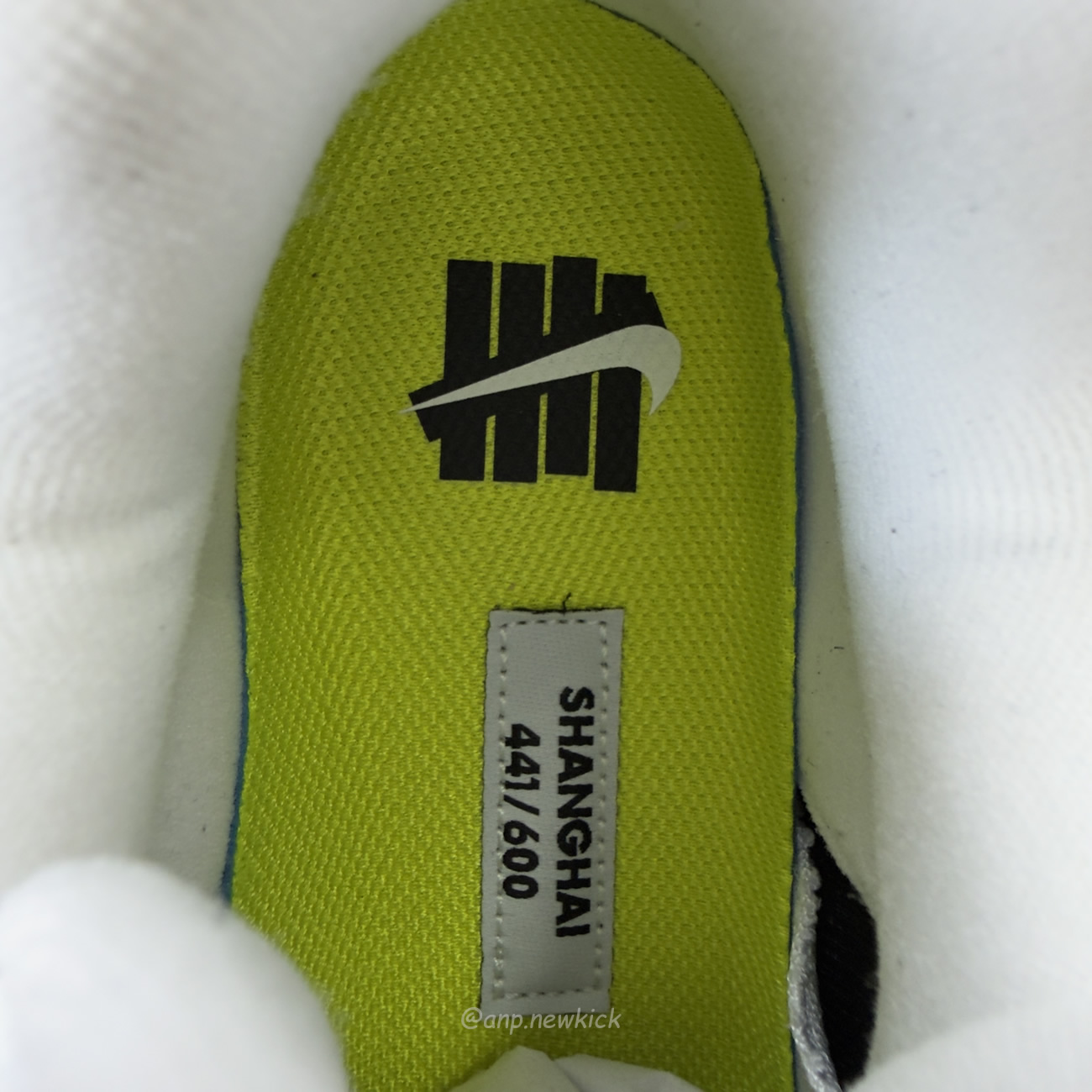 Nike Air Max 95 Sp Undefeated Geo Shanghai Opti Yellow Ib4523 002 (9) - www.newkick.org Nike Air Max 95 Sp Undefeated Geo Shanghai Opti Yellow Ib4523 002 (9) - www.newkick.org