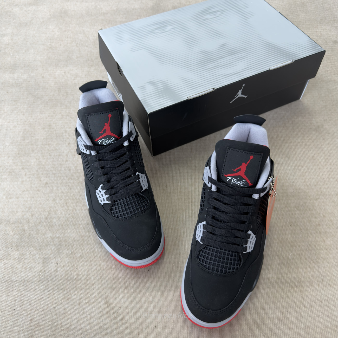 Air Jordan 4 Retro Og Bred 2026 Ix8180 001 (5) - www.newkick.org Air Jordan 4 Retro Og Bred 2026 Ix8180 001 (5) - www.newkick.org