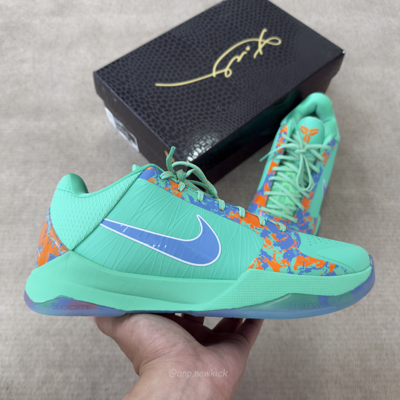 Nike Kobe 5 Protro Jalen Brunson Ny Vs Ny Pe Ix1200 300 (6) - www.newkick.org Nike Kobe 5 Protro Jalen Brunson Ny Vs Ny Pe Ix1200 300 (6) - www.newkick.org