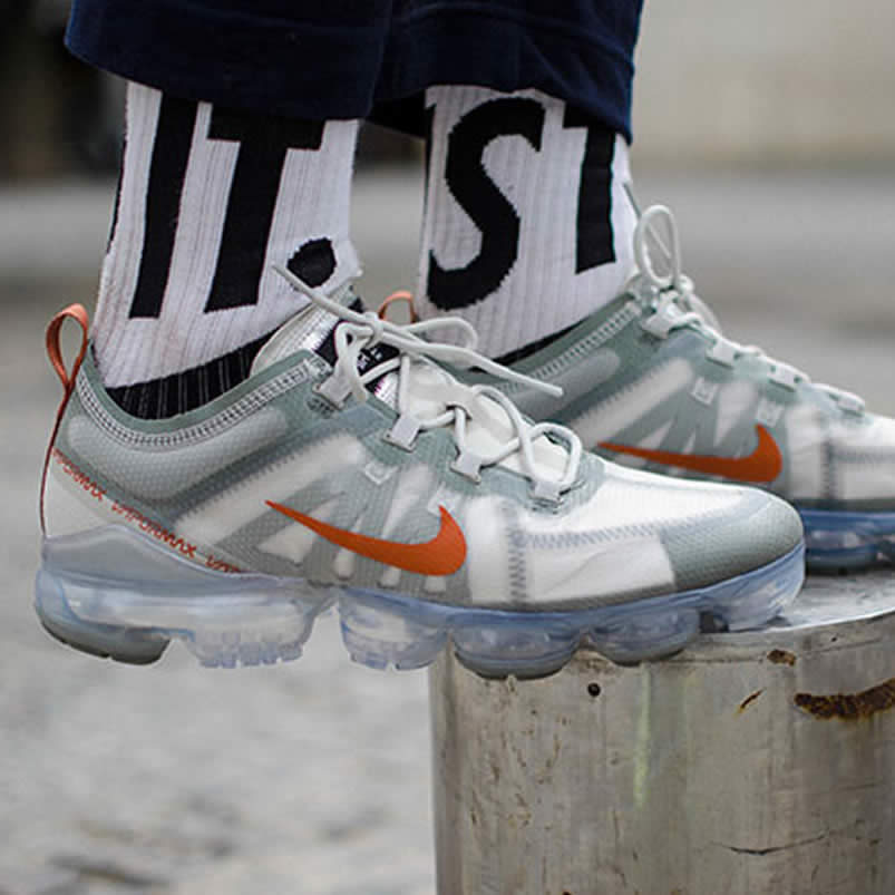 Latest Nike Vapormax 2019 Olive Light Vintage Lichen Orange Ar6631 300 On Feet (5) - www.newkick.org Latest Nike Vapormax 2019 Olive Light Vintage Lichen Orange Ar6631 300 On Feet (5) - www.newkick.org