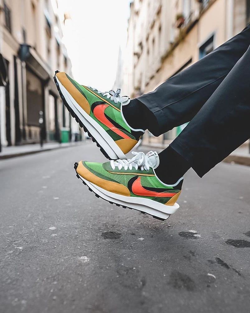 Sacai Nike Ldv Waffle Green On Feet Bv0073 300 (8) - www.newkick.org
