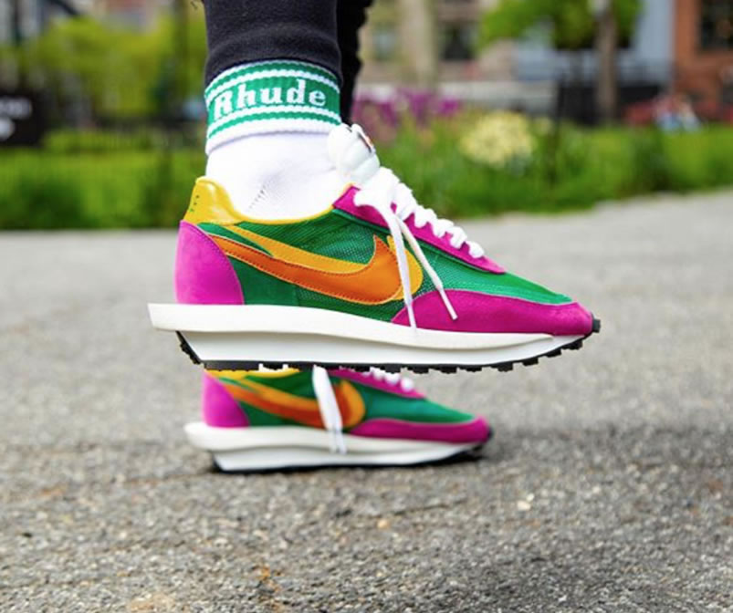 Sacai Nike Ldv Waffle Pink On Feet Bv0073 301 (7) - www.newkick.org